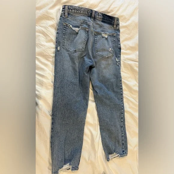 A&F Ankle Staight Ultra High Rise - Picture 3 of 4